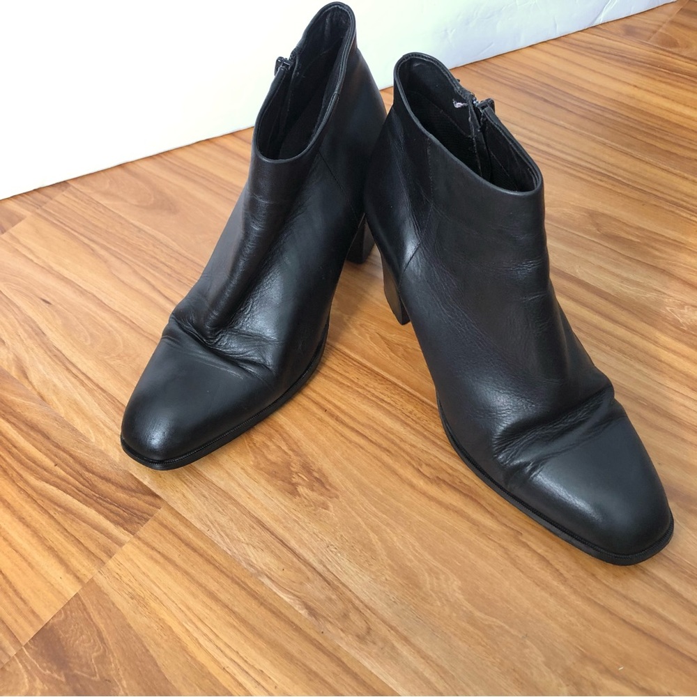 Nine West ankle boots sz 10